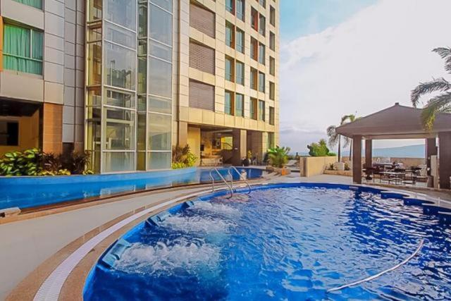 2 Bedroom Condo Unit With City And Mountain View Cebu Exteriör bild
