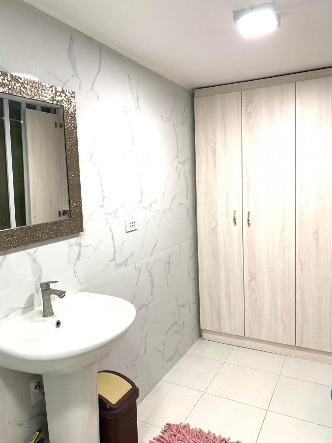 2 Bedroom Condo Unit With City And Mountain View Cebu Exteriör bild