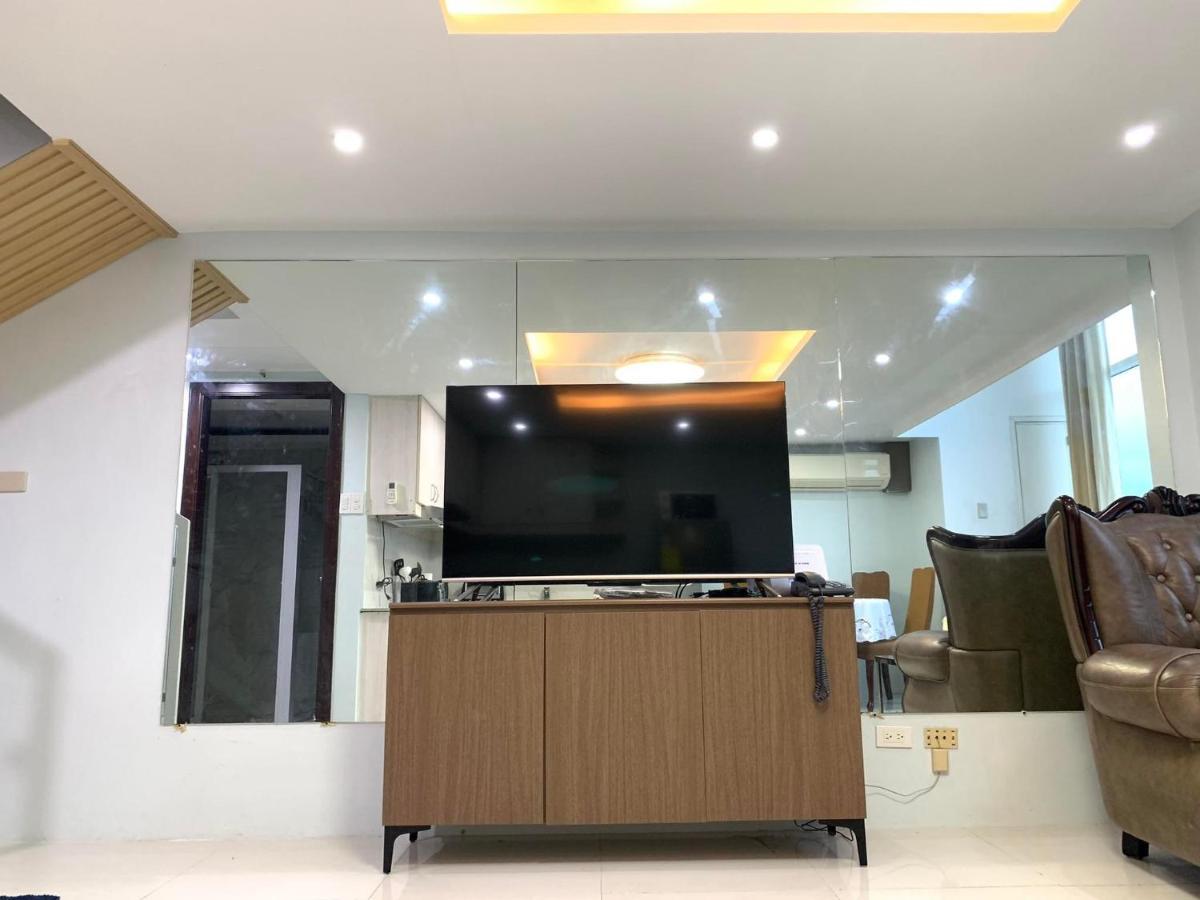 2 Bedroom Condo Unit With City And Mountain View Cebu Exteriör bild