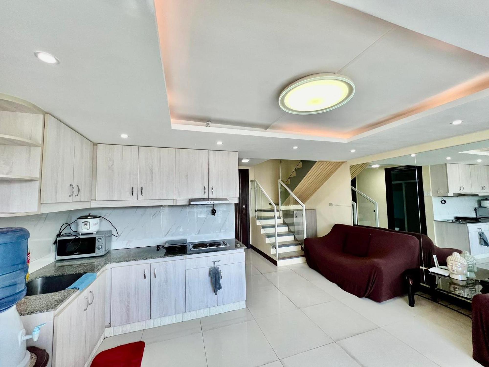 2 Bedroom Condo Unit With City And Mountain View Cebu Exteriör bild