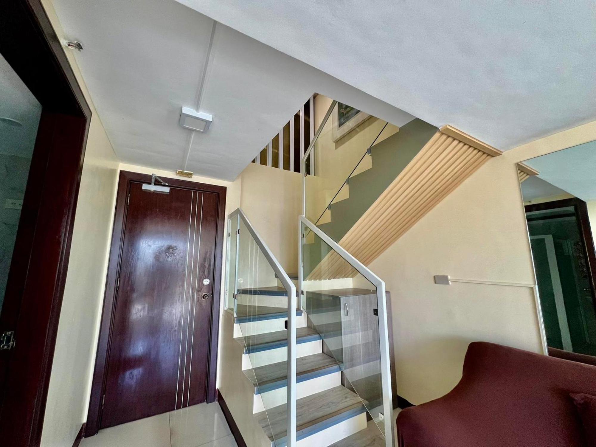 2 Bedroom Condo Unit With City And Mountain View Cebu Exteriör bild
