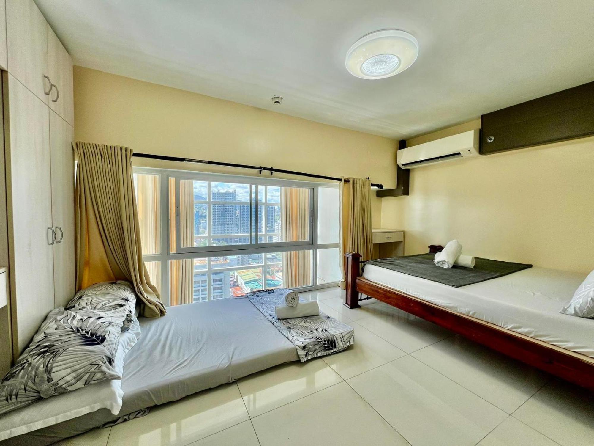 2 Bedroom Condo Unit With City And Mountain View Cebu Exteriör bild